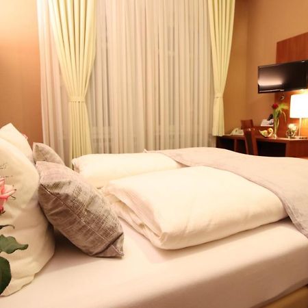 Hotel Wahlster Σααρμπρύκεν Εξωτερικό φωτογραφία