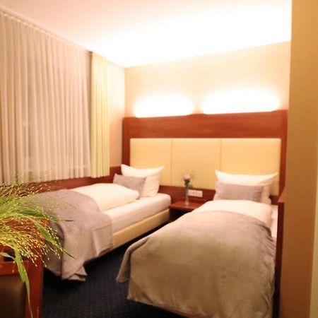 Hotel Wahlster Σααρμπρύκεν Εξωτερικό φωτογραφία