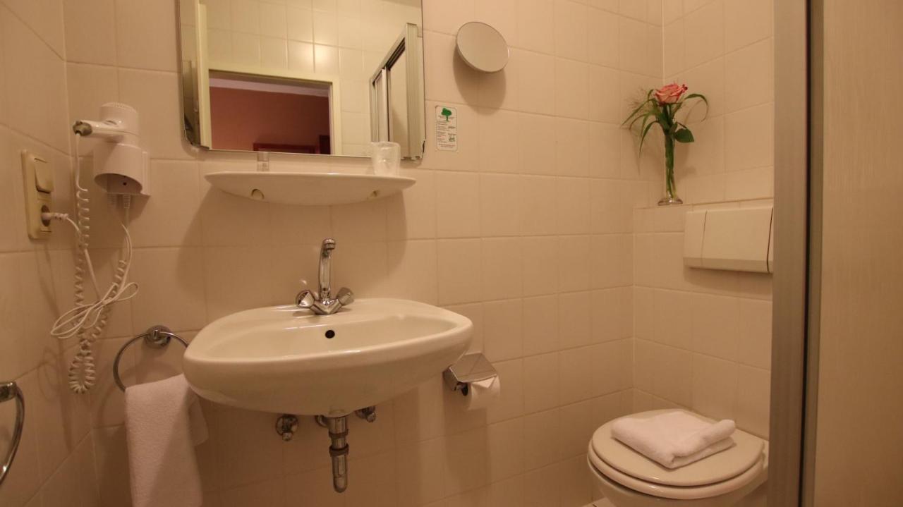 Hotel Wahlster Σααρμπρύκεν Εξωτερικό φωτογραφία