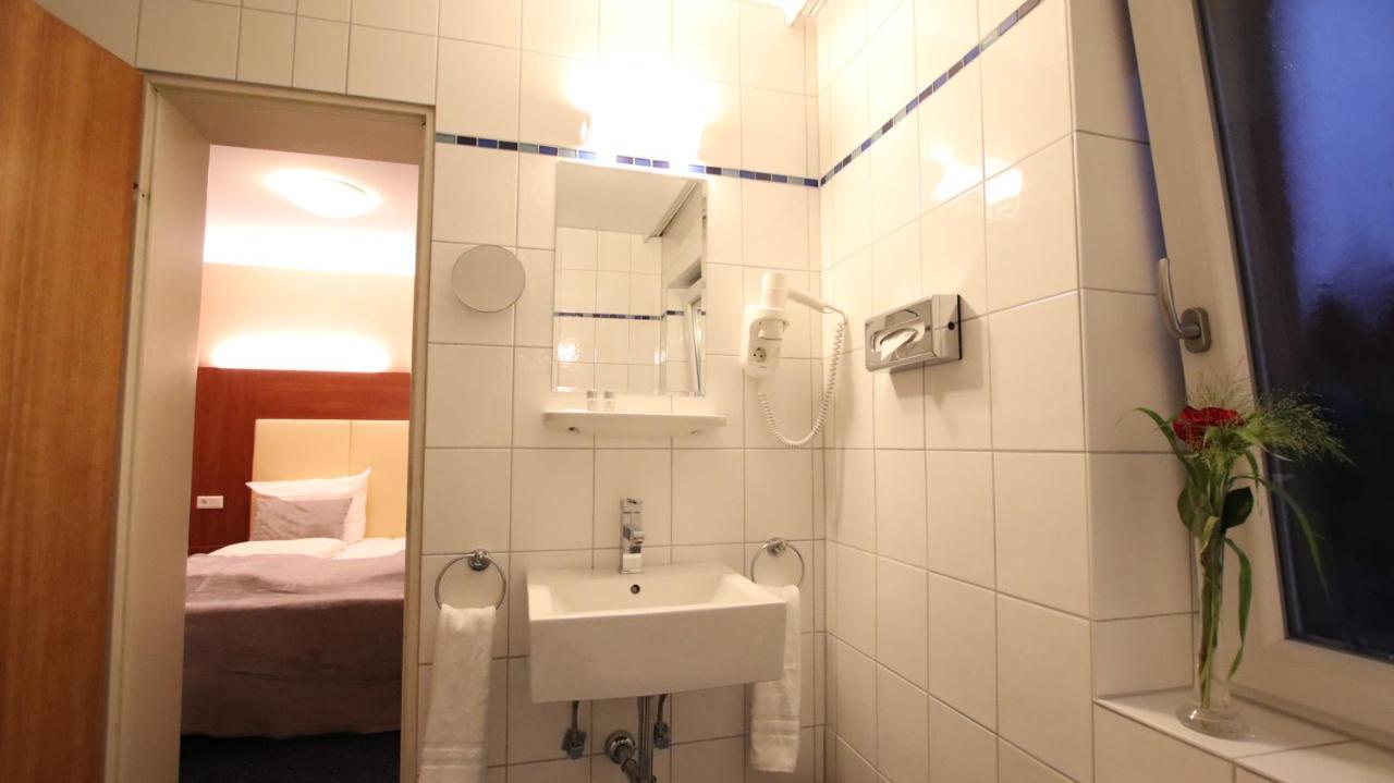 Hotel Wahlster Σααρμπρύκεν Εξωτερικό φωτογραφία