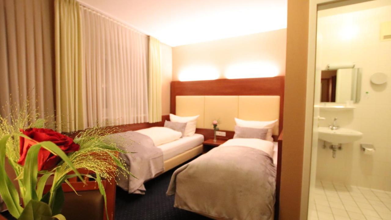 Hotel Wahlster Σααρμπρύκεν Εξωτερικό φωτογραφία