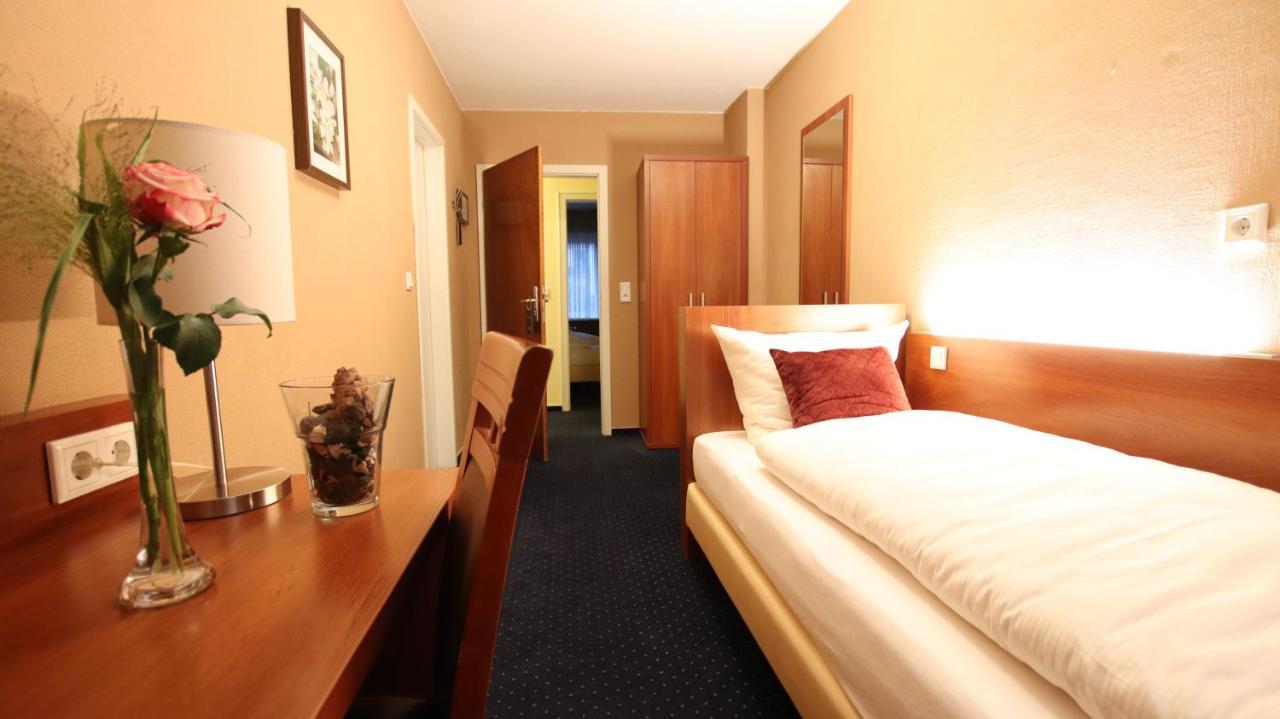 Hotel Wahlster Σααρμπρύκεν Εξωτερικό φωτογραφία